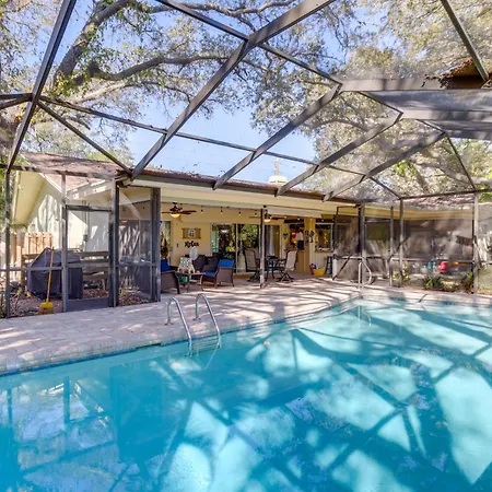 Prime Largo Vacation Rental With Lanai And Pool!